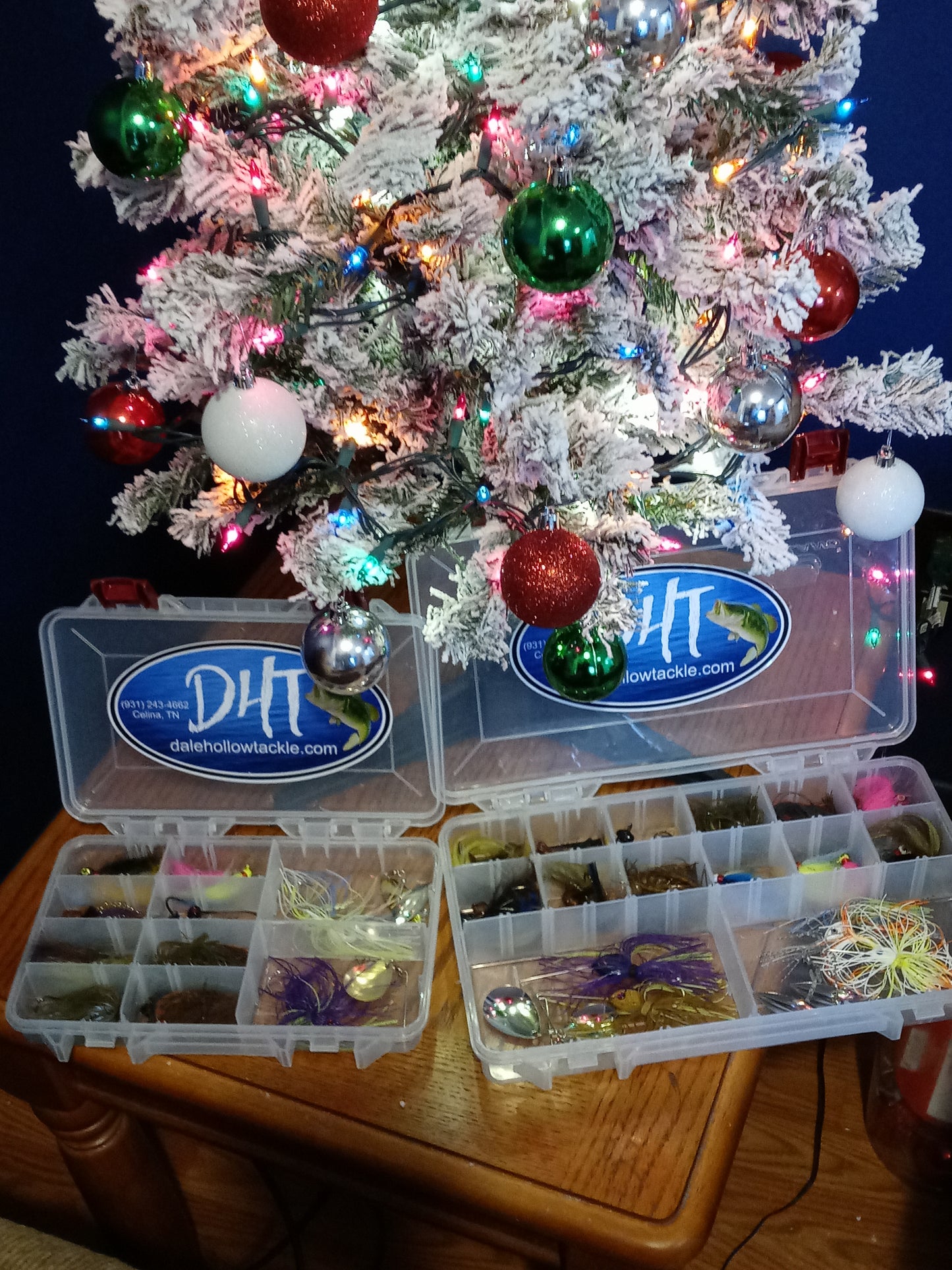 DHT Holiday Boxes